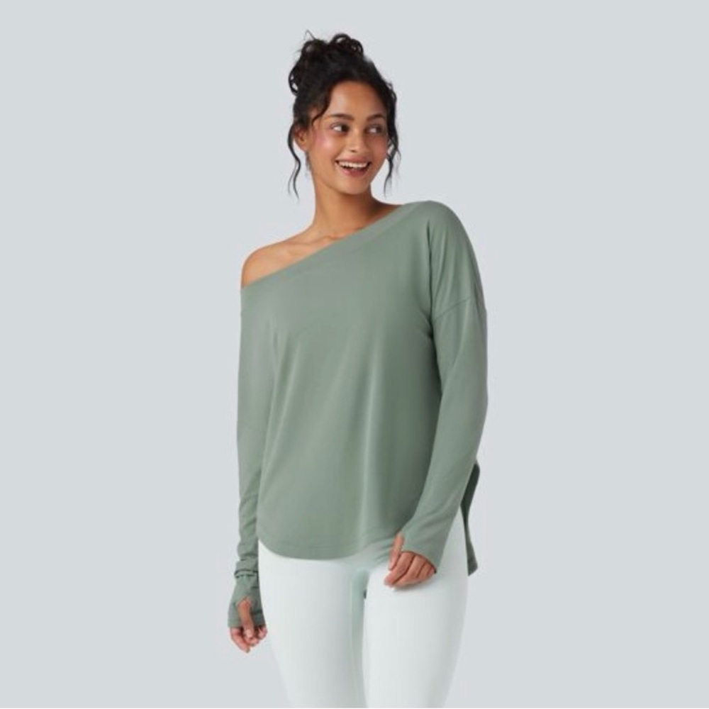 HALARA Sage Green Long Sleeve Top
